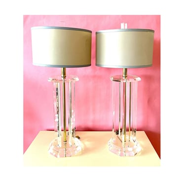 Vintage 80s Pair of Modern Lucite Lamps 