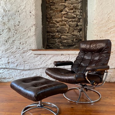 Mid century lounge chair Scandinavian lounge chair and ottoman Ekornes stressless lounge chair 