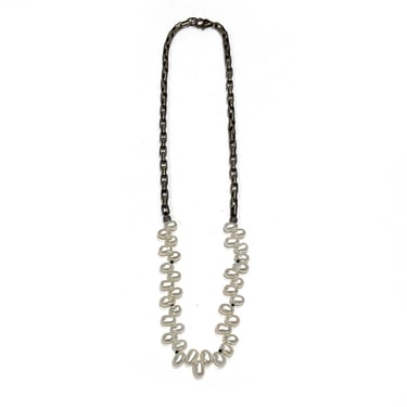 Paula Rosen - Pearl Ruffle &amp; Chain Necklace