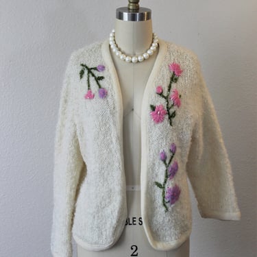 Vintage 1950s 60s Rosanna Mohair Creamy Cardigan Sweater with Embroidered Flowers  // Modern Size US 4 6 8 10 Small Med 