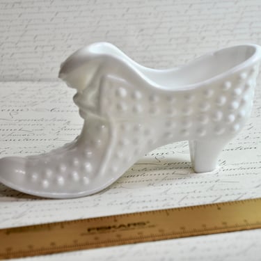 Authentic Fenton White Milk Glass Hobnail Shoe SIGNED with Original Fenton Sticker Fenton Cat Slipper Fenton Hobnail Milk Glass Slipper 