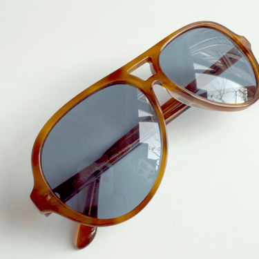 Clare V. Lizzie Sunglasses - Havana Tortoise