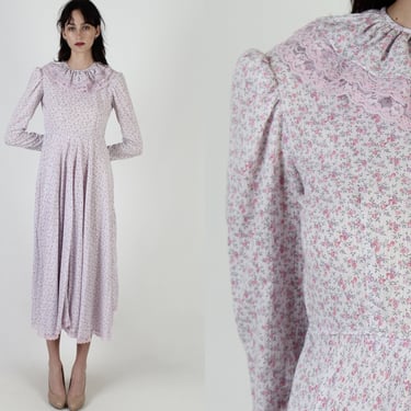 Lilac Calico Long Pilgrim Dress, Americana Style Field Dress, Vintage 1970s Western Core Dress, Country Floral Dress 