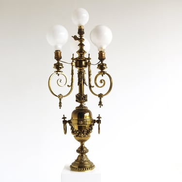 An Impressive Ornate Converted Late Victorian Brass Gas Table Lamp Four Lights Hollywood Regency Desk Lamp Standing Antique lightning 1880s 