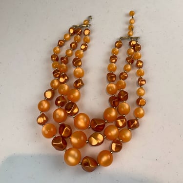 Bahamas Bound at Sunset  - Vintage 1950s 1960s Moonglow Copper & Burnt Orange Lucite Beads 3 Strand Necklace 