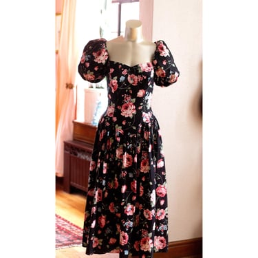 Vintage Floral Dress - 1980s, 1990s - Princess Bodice, Puff Sleeve, Fit and Flare - Spring, Summer Sundress - Black, Pink 