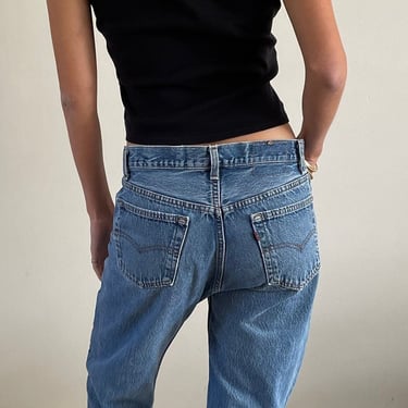 32 Levis 501 vintage faded jeans / vintage medium wash high waisted button fly tall slouchy baggy boyfriend Levis 501 0115 jeans USA | 32 