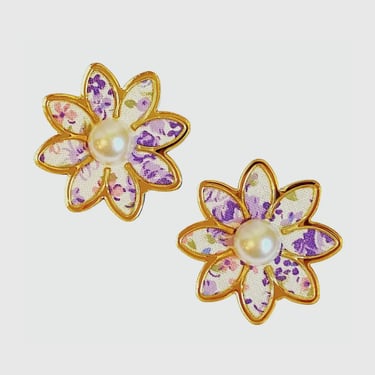 Sample Sale lavender Daisy Stud Earrings
