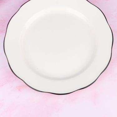 Black Band Scallop Edge Salad Plate