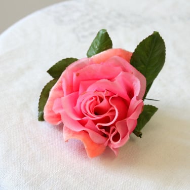 1960s Small Bright Pink Rose Corsage 