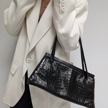 Vintage Onyx Embossed Leather Shoulder Bag