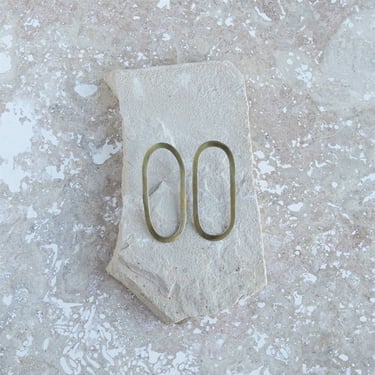 Asanja Oval Earrings