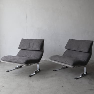Pair of Italian Chrome Onda Wave Lounge Chairs by Giovanni Offredi for Saporiti 