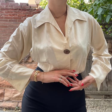 1940s Cream Silk Blouse with Large Button size Large 