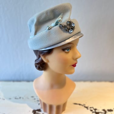 She Struck a Pose - Vintage 1950s Aqua Blue Wool Felt Slouch Turban Bejeweled Hat 