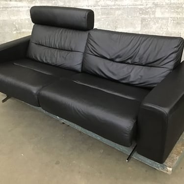 Modern Leather Sofa w/ Headrest (Seattle)