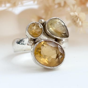 Tri-Stone Citrine Gemstone Vintage Sterling Silver Bezel Set Straight Shank Cocktail Ring - sz 6.75 