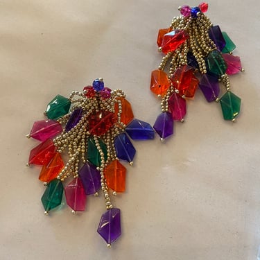vintage 80s earrings,1980s clip on, rainbow beads, statement jewelry, costume, dangle drop earrings, beaded, shoulder dusters, over the top 