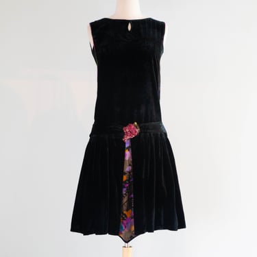 Beautiful 1920's Velvet Flapper Dress With Ribbon Work Grapes / Small