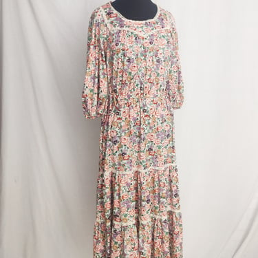 Vintage 70s 80s Floral Tiered Dress // Adjustable Waist 