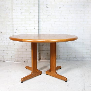 Vintage mcm teak round dining table with 2 extension leafs by Nordic Furniture mfg | Free delivery in NYC and Hudson Valley areas 