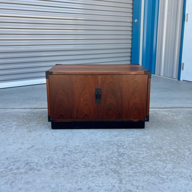 1960s Mid Century Rosewood Two-Door Cabinet 