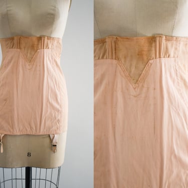 1940s Coral Girdle/Cincher with Garter Straps 
