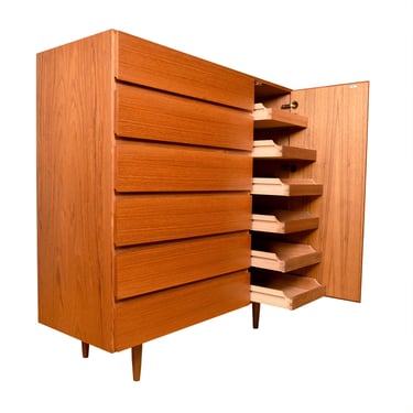 Danish Modern Teak Gent’s Chest | Chest of Drawers | Storage Cabinet