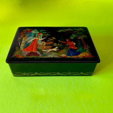 A Delightful Vintage  Wood Painted French Hinged Decorative Tabletop Box Numbered Signed Dated 1962 In Very Good Condition 