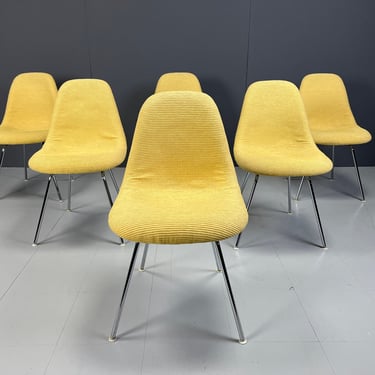 Eames fiberglass dining chairs for herman Miller, 1970s - vintage eames dining chairs - vintage dining chairs - mid century modern chairs 