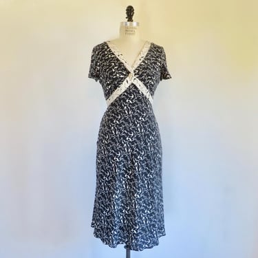 1990's Navy Blue and White Rayon Shoe Print Day Dress Bias Cut Short Sleeves Retro Style Liz Claiborne 28