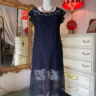 vintage 1970s black crochet shift dress cap sleeves medium 70s bohemian hippie 