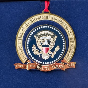 Retired White House Historical Association Ornament 1989 