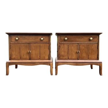 Newly Refinished Thomasville Mid Century Footed Nightstands - a Pair 