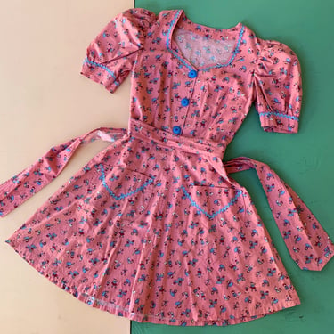 1940s Style (Reproduction) Homemade Nursery Rhyme Puff Sleeve Dress - Size L
