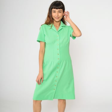 70s Green Mod Mini Dress Vintage Button Up Shirtdress Plain Short Sleeve Pointed Collar Shift Cut Simple Minidress 1970s Medium M 