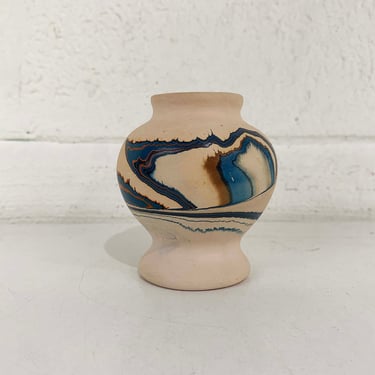 Vintage Nemadji Art Pottery Vase Swirl Handmade USA Flower Blue Swirl Vanity Seven Falls Colorado MCM Beige 1970s 