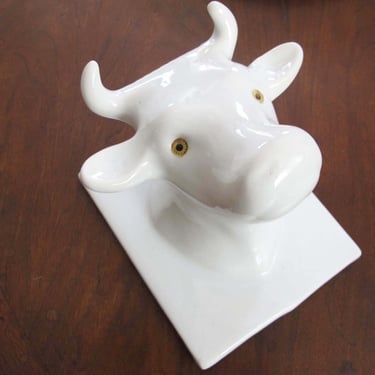 Vintage Ceramic Cow Head Wall Hook - White Horned Cow Animal Towel Apron Hook - Farmhouse Kitchen Decor - Shabby Chic - Housewarming 
