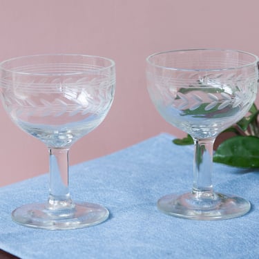 Nick and Nora Glasses Set of Two - 4 Ounce Aperitif Glasses - Anchor Hocking Laurel Leaf Delicate Etched Stemware - Digestif Glassware 