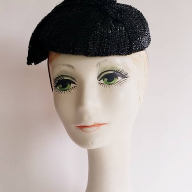1950s Sparkly Black Hat Beanie with Sash / 50s Cocktail Hat in Woven Black Raffia Ribbon / Miss Sally Victor 