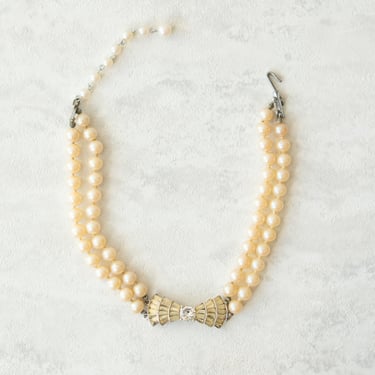 Vintage Faux Pearl Bow Collar