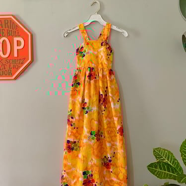 Vintage 1970s KIDS bright floral pinafore dress // 4/5 years ?? // retro 60s 70s yellow orange textured cotton sun dress jumper dress 