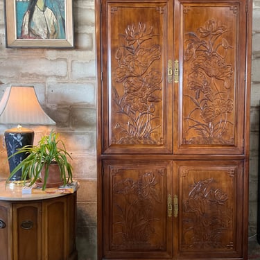 Henredon Floral Carved Chest of Drawers Armoire Dresser