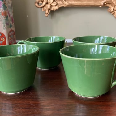 Paden City Pottery Green Mugs by RavenPearVintage