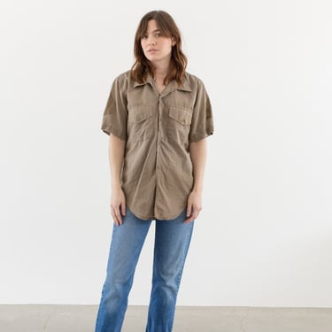 Vintage Worn in Khaki Long Sleeve Button Up Work Shirt | 60s Tan Beige Simple Studio Shirt | Painter Smock | M | 