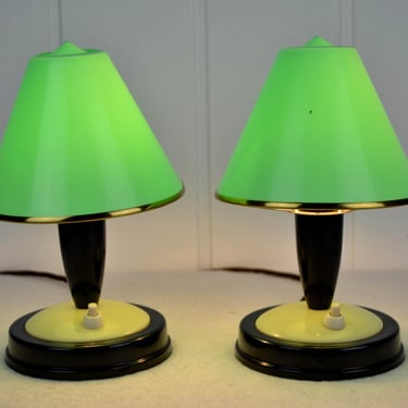 Bakelite table lamp NOS mint green neon mid century bedside lamp lamps lights 50s 60s vintage design modern retro 