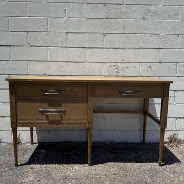 Vintage Wood Desk Writing Office Table Student Vanity Traditional Baumritter Storage Display Home Office Makeup Design CUSTOM PAINT AVAIL 