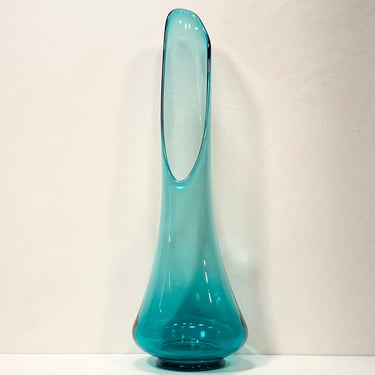 L.E. Smith 21" Peacock Blue Simplicity Smooth Swung Vase 
