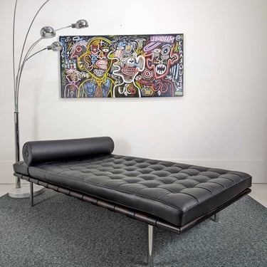 New Top Grain Italian Leather Barcelona Daybed Replica