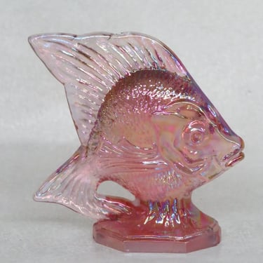 Fenton Dark Pink Iridescent Art Glass Sunfish Fish Small Figurine 3541B